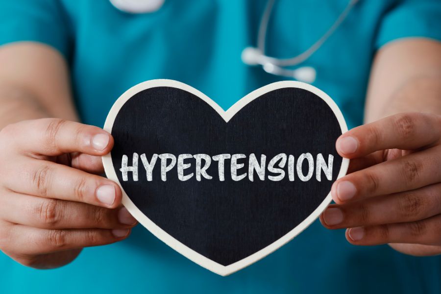 <p>Η Ευρωπαϊκή Εταιρεία Υπέρτασης (European Society of Hypertension) στο πρόσφατο 32ο Πανευρωπαϊκό Συνέδριο Υπέρτασης που πραγματοποιήθηκε στο Μιλάνο 23-26 Ιουνίου 2023, εξέδωσε μετά από 5 χρόνια νέες Κατευθυντήριες Οδηγίες για την αντιμετώπιση της Αρτηριακής Υπέρτασης, τις οποίες μπορείτε να βρείτε στον ακόλουθο σύνδεσμο:</p>
<p><a href="/images/news/wolters_kluwer.pptx"><i class="icon-file-powerpoint"></i> Παρουσίαση Powerpoint </a></p>